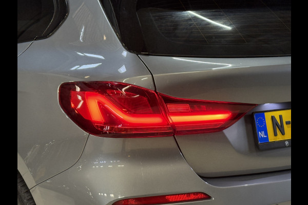 BMW 1-serie 116i Business Edition | Apple Carplay | Navi | Origineel NL | Dealeronderhouden