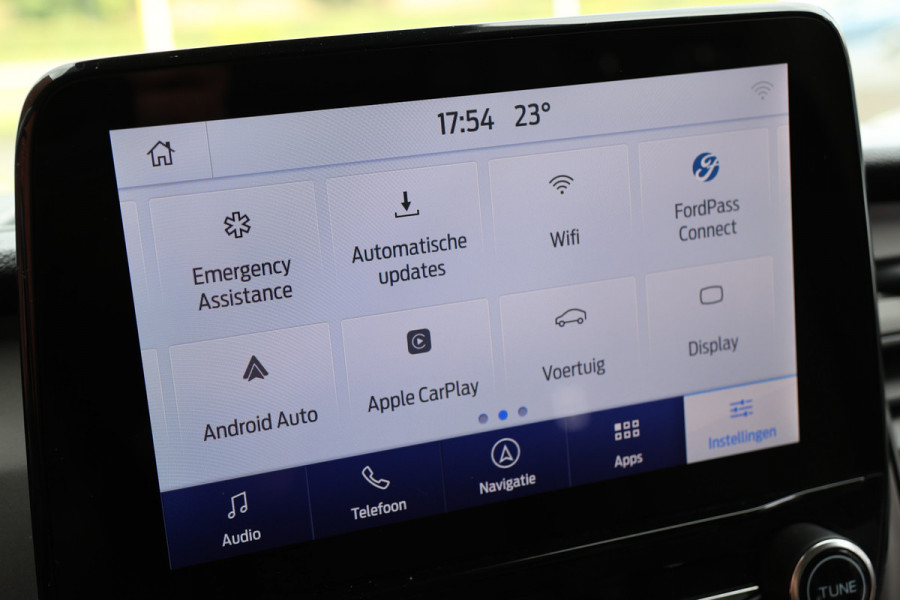 Ford Transit Custom 300 2.0 TDCI L2H1 Raptor Edition | CarPlay | Camera | Navigatie | Stoelverwarming | Trekhaak | 3-Zitter | DAB | PDC V+A | Nieuwe APK | NAP Logisch