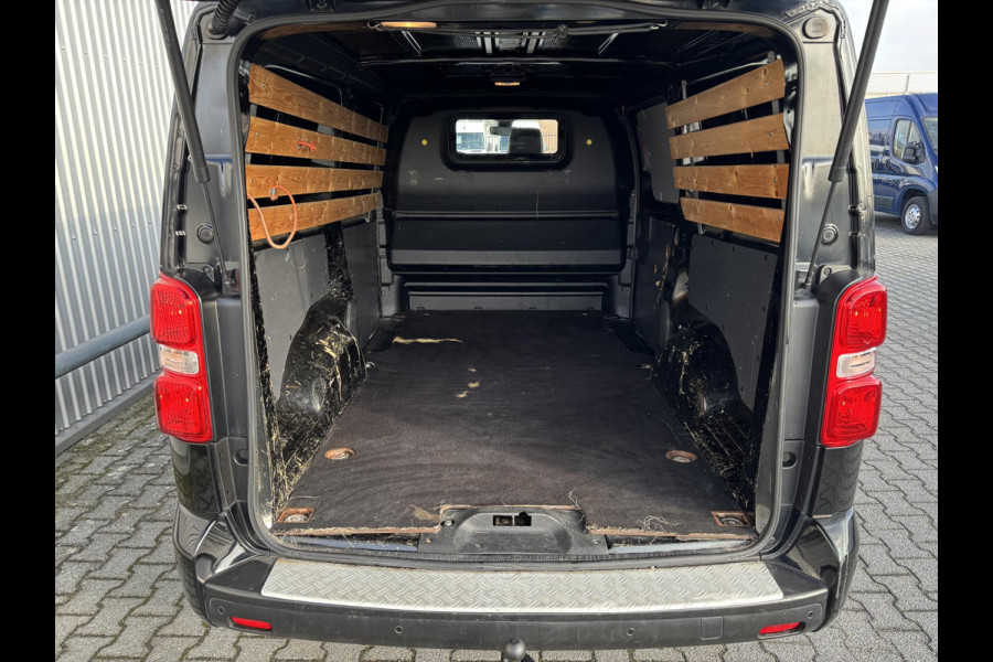 Citroën Jumpy 2.0 BlueHDI XL*AUTOM.*ECC*ACC*NAVI*HAAK*CAM*3PERS.