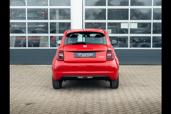 Fiat 500 Hybrid Torino Launch Edition | Private Lease € 379,- | New | Clima | Carplay | PDC | Priv Glass | Rosso Passione