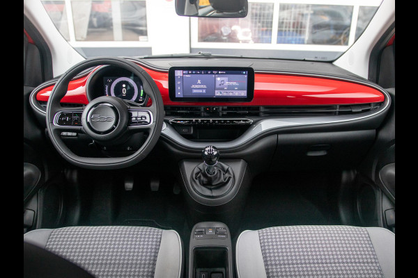 Fiat 500 Hybrid Torino Launch Edition | Private Lease € 379,- | New | Clima | Carplay | PDC | Priv Glass | Rosso Passione