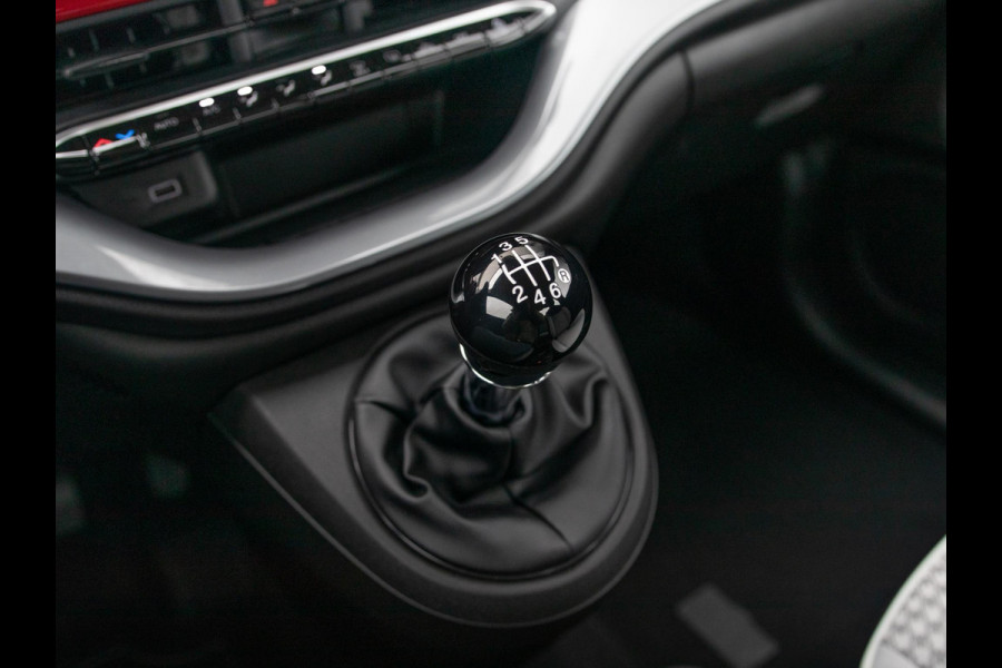 Fiat 500 Hybrid Torino Launch Edition | Private Lease € 379,- | New | Clima | Carplay | PDC | Priv Glass | Rosso Passione