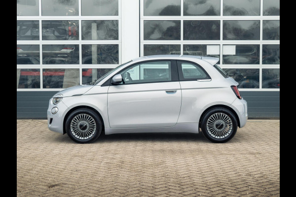 Fiat 500 Hybrid Torino Launch Edition | Private Lease € 387,- | New | Clima | Carplay | PDC | Priv Glass | Celestial Blue