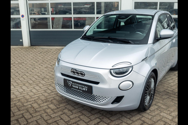 Fiat 500 Hybrid Torino Launch Edition | Private Lease € 387,- | New | Clima | Carplay | PDC | Priv Glass | Celestial Blue