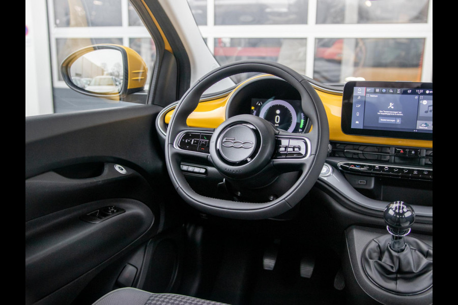 Fiat 500 Hybrid Torino Launch Edition | Private Lease € 387,- | New | Clima | Carplay | PDC | Priv Glass | Sun of Italy