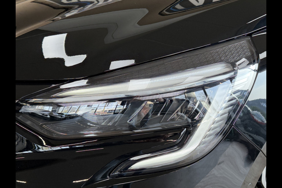 Renault Clio 1.0 TCe 92pk Aut | Intens | Groot Navi | Bose | 17" | Dode hoek | 360 | Stoel & Stuur verwarming | Volledig Renault Dealer onderhouden!