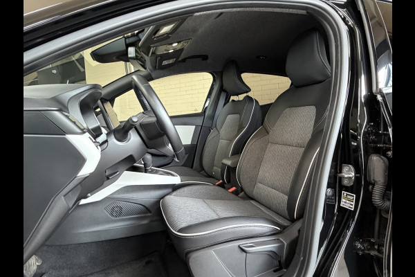 Renault Clio 1.0 TCe 92pk Aut | Intens | Groot Navi | Bose | 17" | Dode hoek | 360 | Stoel & Stuur verwarming | Volledig Renault Dealer onderhouden!