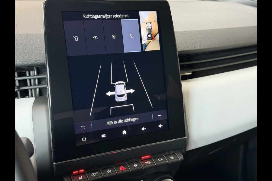 Renault Clio 1.0 TCe 92pk Aut | Intens | Groot Navi | Bose | 17" | Dode hoek | 360 | Stoel & Stuur verwarming | Volledig Renault Dealer onderhouden!