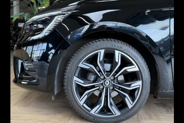 Renault Clio 1.0 TCe 92pk Aut | Intens | Groot Navi | Bose | 17" | Dode hoek | 360 | Stoel & Stuur verwarming | Volledig Renault Dealer onderhouden!