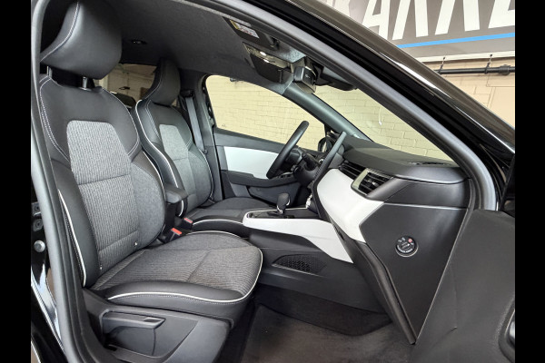 Renault Clio 1.0 TCe 92pk Aut | Intens | Groot Navi | Bose | 17" | Dode hoek | 360 | Stoel & Stuur verwarming | Volledig Renault Dealer onderhouden!