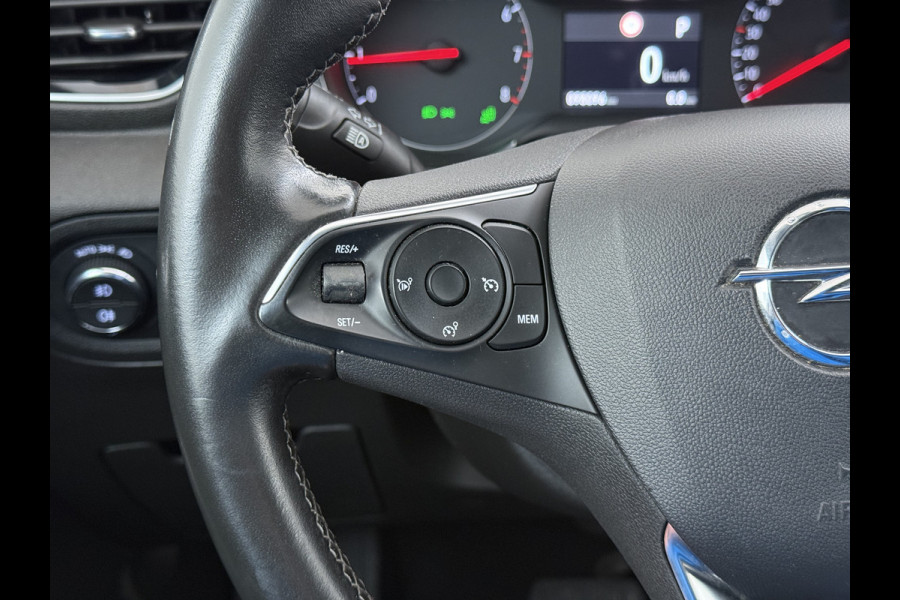 Opel Grandland X AUT-8 T131pk Innovation Trekhaak LED Navi 17"lm Keyless 1/2Leer AGR-Comfort-Stoel+Verwarmd Apple/Android Pdc Dab Ecc Tel. Isofix Mistlampen Priv.Glass Blindspot Lane-dep. Bordherk. Usb Bluetooth CruiseControl Licht-/Zichtpakket Elek.Inkl.spiegels Elek.Ramen Led 17''LM 1.2 Turbo Business Elegance NL-auto EURO 6 Origin.NLse auto Volledig Dealer onderhouden 1300kg trekvermogen € 39.000,- nieuw