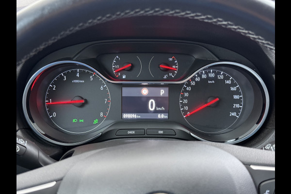Opel Grandland X AUT-8 T131pk Innovation Trekhaak LED Navi 17"lm Keyless 1/2Leer AGR-Comfort-Stoel+Verwarmd Apple/Android Pdc Dab Ecc Tel. Isofix Mistlampen Priv.Glass Blindspot Lane-dep. Bordherk. Usb Bluetooth CruiseControl Licht-/Zichtpakket Elek.Inkl.spiegels Elek.Ramen Led 17''LM 1.2 Turbo Business Elegance NL-auto EURO 6 Origin.NLse auto Volledig Dealer onderhouden 1300kg trekvermogen € 39.000,- nieuw