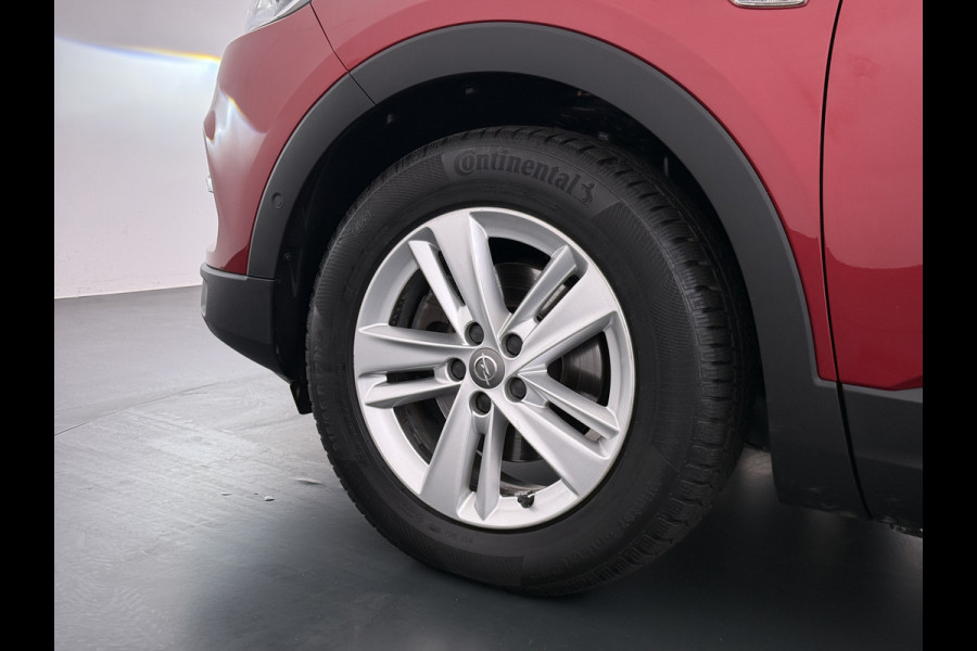 Opel Grandland X AUT-8 T131pk Innovation Trekhaak LED Navi 17"lm Keyless 1/2Leer AGR-Comfort-Stoel+Verwarmd Apple/Android Pdc Dab Ecc Tel. Isofix Mistlampen Priv.Glass Blindspot Lane-dep. Bordherk. Usb Bluetooth CruiseControl Licht-/Zichtpakket Elek.Inkl.spiegels Elek.Ramen Led 17''LM 1.2 Turbo Business Elegance NL-auto EURO 6 Origin.NLse auto Volledig Dealer onderhouden 1300kg trekvermogen € 39.000,- nieuw