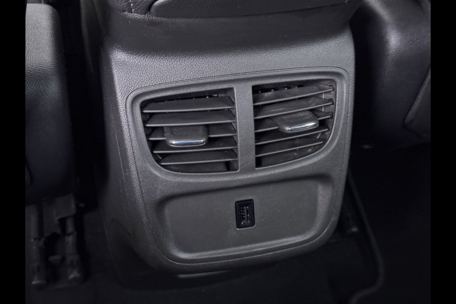 Opel Grandland X AUT-8 T131pk Innovation Trekhaak LED Navi 17"lm Keyless 1/2Leer AGR-Comfort-Stoel+Verwarmd Apple/Android Pdc Dab Ecc Tel. Isofix Mistlampen Priv.Glass Blindspot Lane-dep. Bordherk. Usb Bluetooth CruiseControl Licht-/Zichtpakket Elek.Inkl.spiegels Elek.Ramen Led 17''LM 1.2 Turbo Business Elegance NL-auto EURO 6 Origin.NLse auto Volledig Dealer onderhouden 1300kg trekvermogen € 39.000,- nieuw