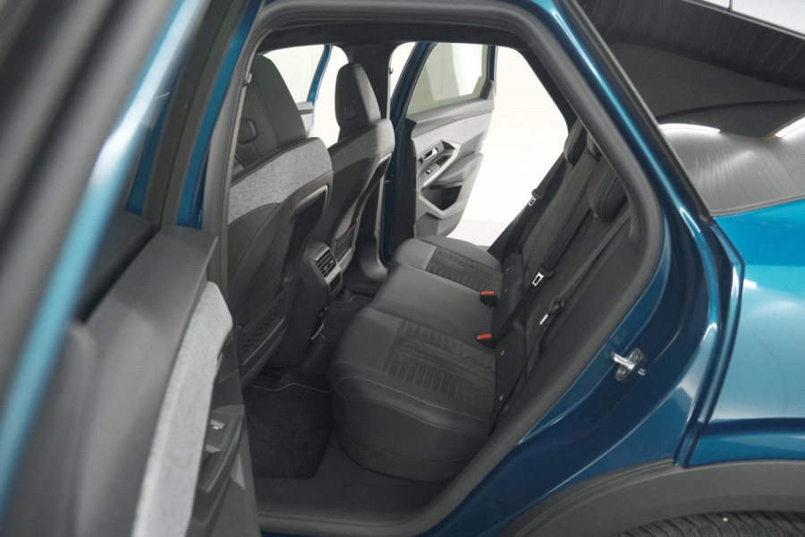 Peugeot 3008 1.2 Hybrid 136 GT | Panoramdak | 360 Camera | Stoelverwarming | Elektrische Kofferklep | Allseason Banden