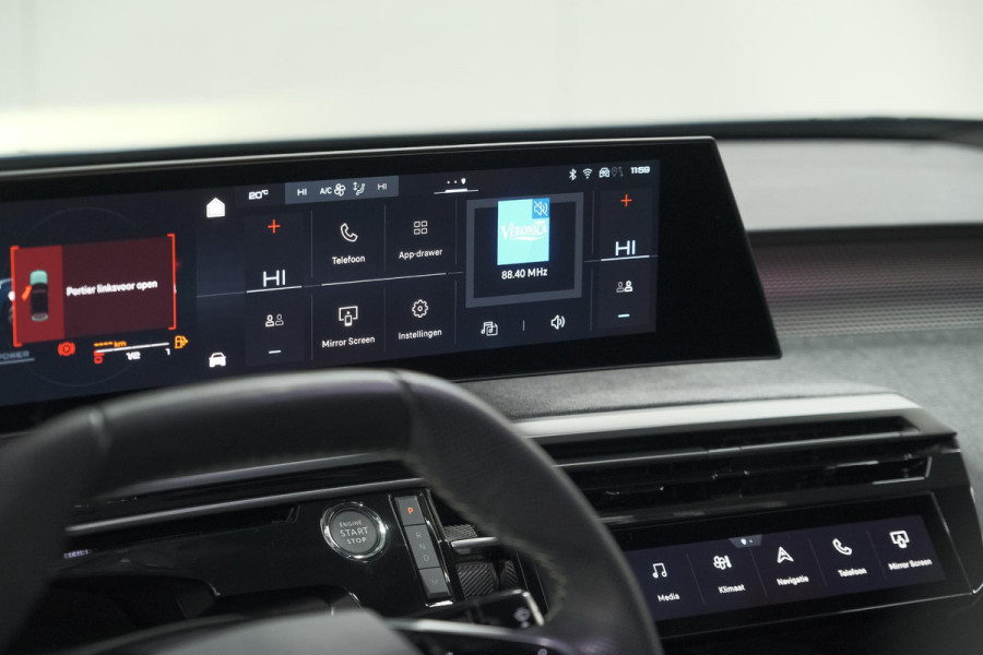 Peugeot 3008 1.2 Hybrid 136 GT | Panoramdak | 360 Camera | Stoelverwarming | Elektrische Kofferklep | Allseason Banden