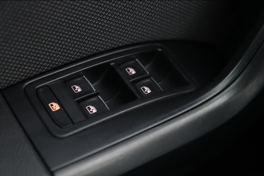 Seat Ateca 1.4 TSI Xcellence / PANO / KEYLESS / ACC / CAMERA / CARPLAY / STOELVERW