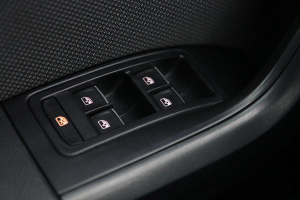 Seat Ateca 1.4 TSI Xcellence / PANO / KEYLESS / ACC / CAMERA / CARPLAY / STOELVERW