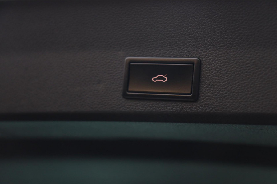 Seat Ateca 1.4 TSI Xcellence / PANO / KEYLESS / ACC / CAMERA / CARPLAY / STOELVERW