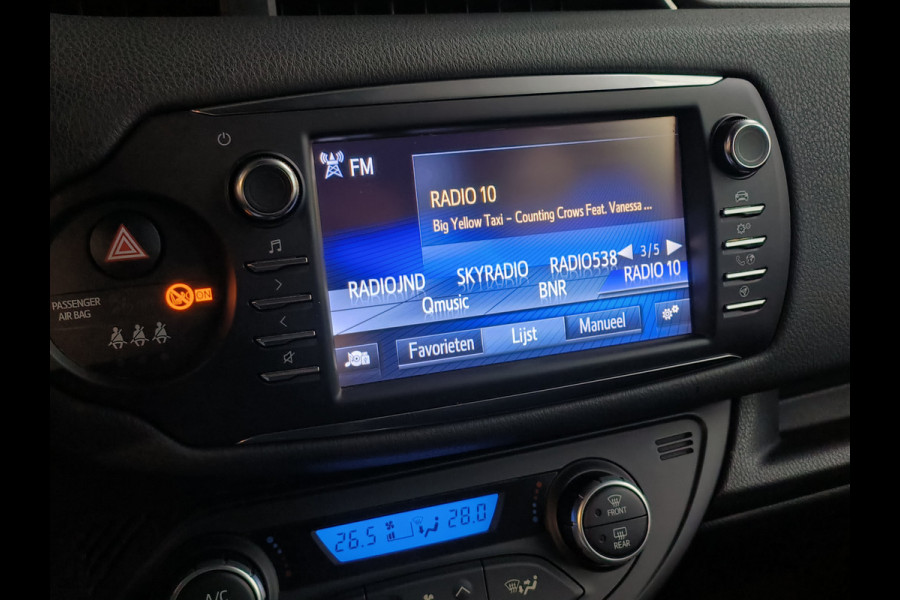 Toyota Yaris 1.5 VVT-i Active Rijklaar + 12 maanden Bovag-garantie Henk Jongen Auto's in Helmond,  al 50 jaar service zoals 't hoort!