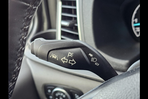 Ford Transit Custom L2 Dubbele Cabine Limited Automaat 170 pk | Trekhaak | Camera | Stoelverwarming | Dodehoekdetectie | Lane assist | PDC v+a | Zéér netjes!