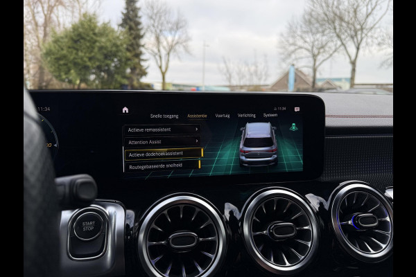 Mercedes-Benz EQB Aut. 250 AMG Sport Ed. 7pers 67 kWh | SoH 93% | Panorama | Sfeer Verlichting | Burmester | Camera |