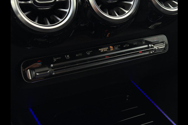 Mercedes-Benz EQB Aut. 250 AMG Sport Ed. 7pers 67 kWh | SoH 93% | Panorama | Sfeer Verlichting | Burmester | Camera |