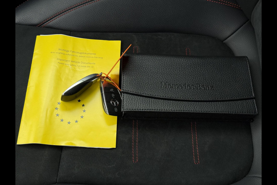 Mercedes-Benz EQB Aut. 250 AMG Sport Ed. 7pers 67 kWh | SoH 93% | Panorama | Sfeer Verlichting | Burmester | Camera |