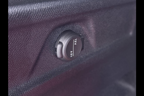 Peugeot E 3008 GT Avantage 210 73 kWh SOH 95% WARMTEPOMP | DODE HOEKCENSOR | DEALER ONDERHOUDEN | BTW VERREKENBAAR | RIJKLAARPRIJS incl. 12mnd BOVAG | 100% ongeval verleden vrij.