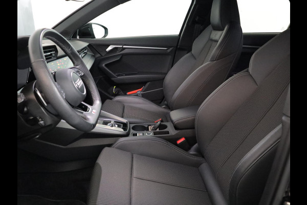 Audi A3 Sportback 30 TFSI S edition 110pk | Navigatie | 17 inch lichtmetalen velgen | Verlengde garantie | Parkeersensoren