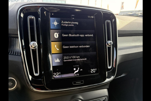 Volvo XC40 1.5 T4 Recharge R-Design 210pk | Parking pack | Draadloos opladen | PHEV | 1.800kg Trekgewicht