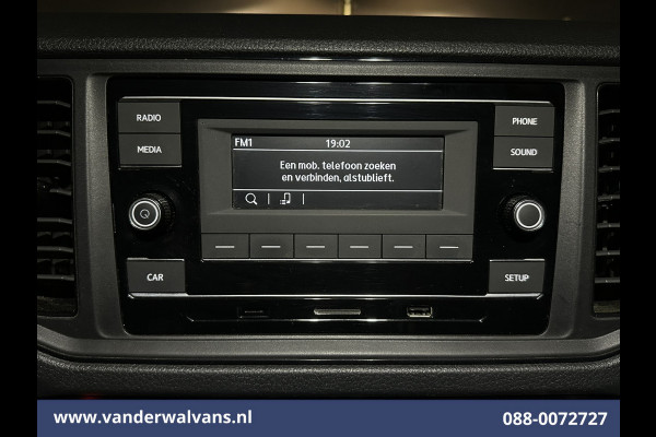 Volkswagen Crafter 2.0 TDI 141pk L3H3 L2H2 Euro6 Airco | 3000kg Trekhaak | Cruisecontrol | Chauffeursstoel Bijrijdersbank