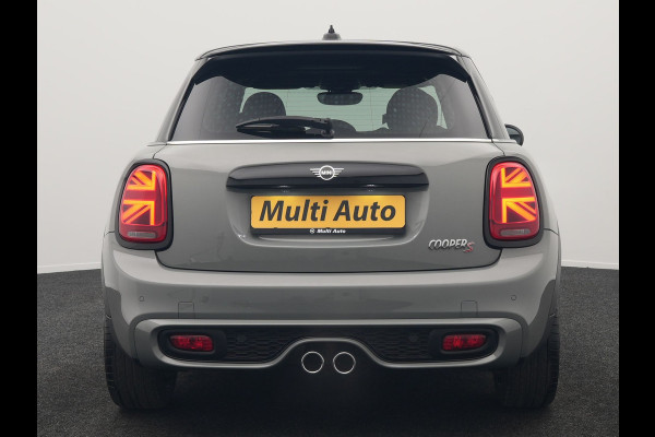MINI Mini 2.0 Cooper S Chili 192pk 5 Deurs | Apple Carplay | Sportstoelen Verwarmd | Union Jack Achterlichten | 17"L.M | LED Koplampen | Navigatie Full Map | DAB | Cruise Control |