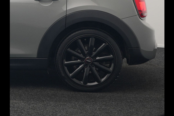 MINI Mini 2.0 Cooper S Chili 192pk 5 Deurs | Apple Carplay | Sportstoelen Verwarmd | Union Jack Achterlichten | 17"L.M | LED Koplampen | Navigatie Full Map | DAB | Cruise Control |