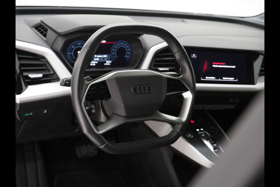 Audi Q4 e-tron 35 Launch edition 55 kWh | Leder | Camera | Cruise | DAB | Climate | Stoelverwarming | Carplay | PDC