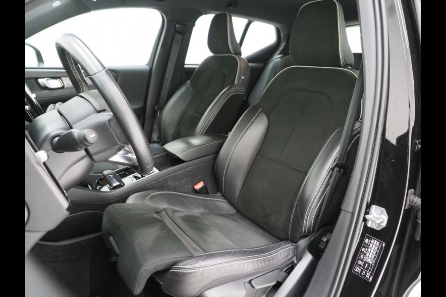 Volvo XC40 1.5 T5 Recharge R-Design Full Black | Camera | Keyless | Virtual | DAB | Climate | Zwarte Hemel | Carplay