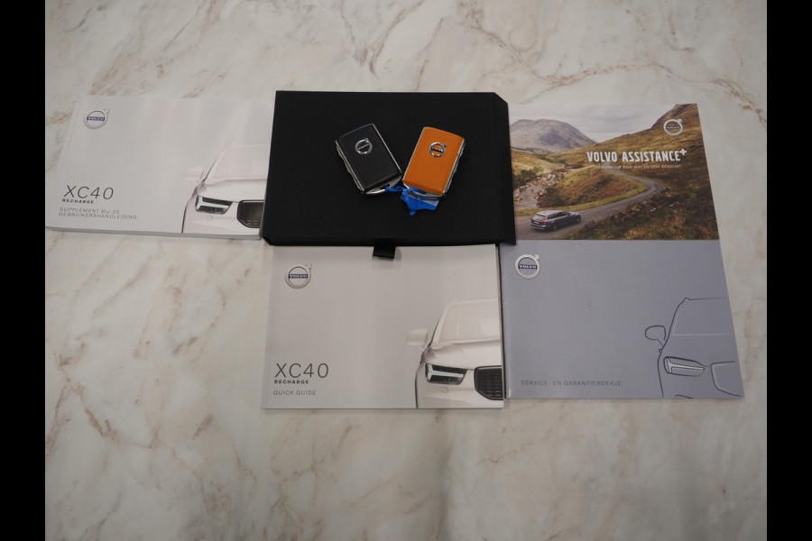 Volvo XC40 1.5 T5 Recharge R-Design Full Black | Camera | Keyless | Virtual | DAB | Climate | Zwarte Hemel | Carplay