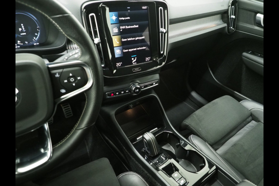 Volvo XC40 1.5 T5 Recharge R-Design Full Black | Camera | Keyless | Virtual | DAB | Climate | Zwarte Hemel | Carplay