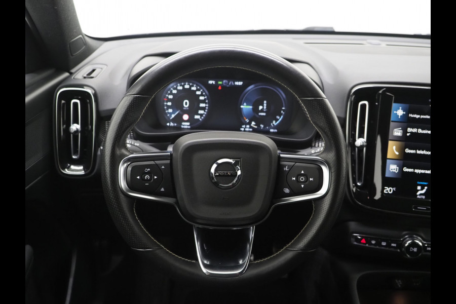 Volvo XC40 1.5 T5 Recharge R-Design Full Black | Camera | Keyless | Virtual | DAB | Climate | Zwarte Hemel | Carplay