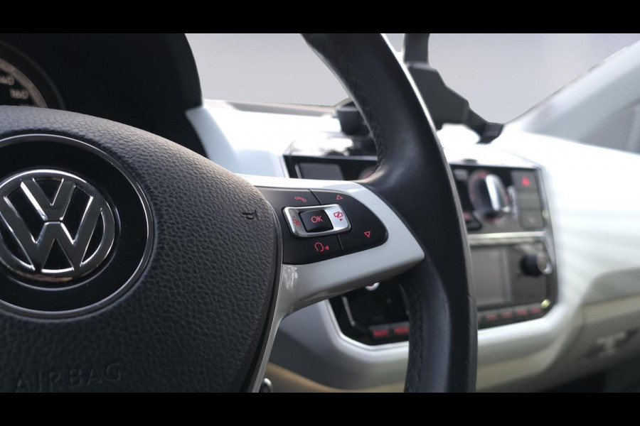 Volkswagen up! 1.0 BMT up! beats | Stoelverwarming | Parkeersensoren | Airco