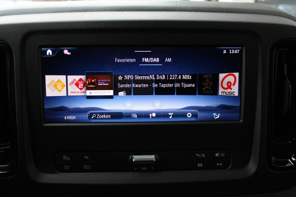 Mercedes-Benz Vito 119 CDI / Aut / Lang / DC / 2x Schuifdeur / Leer / Led / Camera / Vol Opties / NIEUWSTAAT