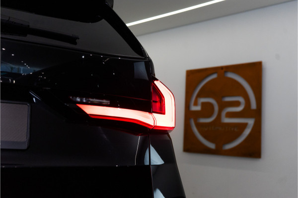 BMW X1 xDrive30e M-Sport 326PK | Pano | Harman/Kardon | HUD | Sfeer | Keyless | Massage VOL! 12 MND Garantie