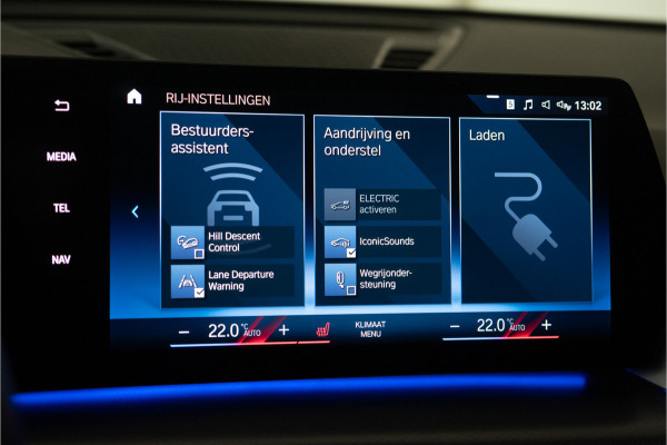 BMW X1 xDrive30e M-Sport 326PK | Pano | Harman/Kardon | HUD | Sfeer | Keyless | Massage VOL! 12 MND Garantie