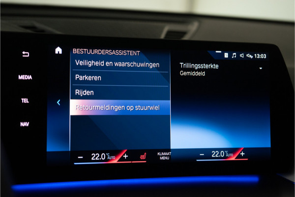 BMW X1 xDrive30e M-Sport 326PK | Pano | Harman/Kardon | HUD | Sfeer | Keyless | Massage VOL! 12 MND Garantie