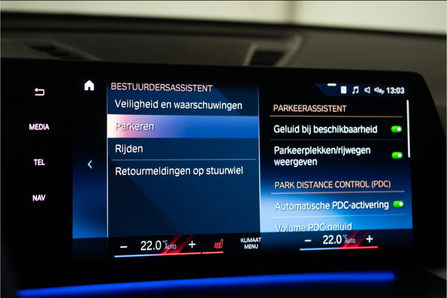 BMW X1 xDrive30e M-Sport 326PK | Pano | Harman/Kardon | HUD | Sfeer | Keyless | Massage VOL! 12 MND Garantie