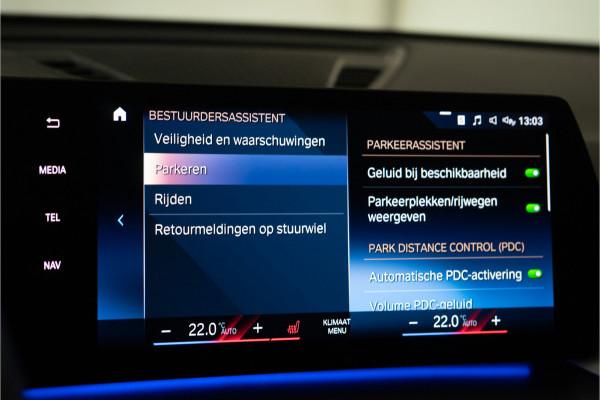 BMW X1 xDrive30e M-Sport 326PK | Pano | Harman/Kardon | HUD | Sfeer | Keyless | Massage VOL! 12 MND Garantie