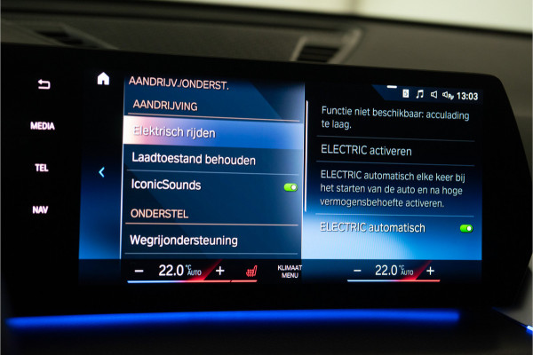 BMW X1 xDrive30e M-Sport 326PK | Pano | Harman/Kardon | HUD | Sfeer | Keyless | Massage VOL! 12 MND Garantie