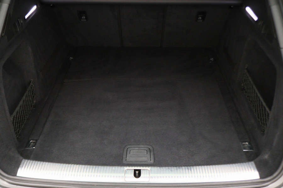 Audi A4 Avant 35 TFSI Sport S line edition 2x S-Line, LED, Navigatie, Climate, PDC, 18"