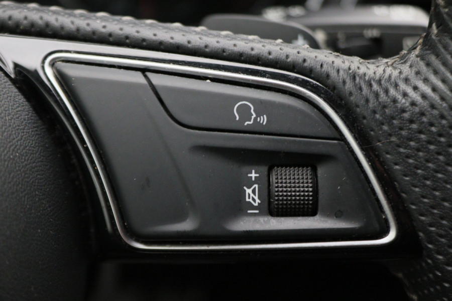 Audi A4 Avant 35 TFSI Sport S line edition 2x S-Line, LED, Navigatie, Climate, PDC, 18"