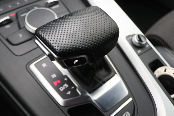 Audi A4 Avant 35 TFSI Sport S line edition 2x S-Line, LED, Navigatie, Climate, PDC, 18"